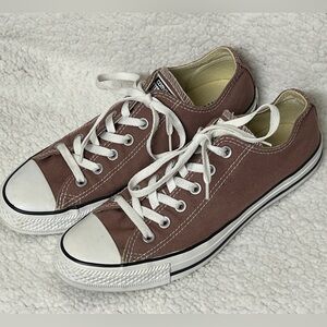 Converse Brown Ankle Low Top Shoes Women’s size 10 Mens 8 EUC